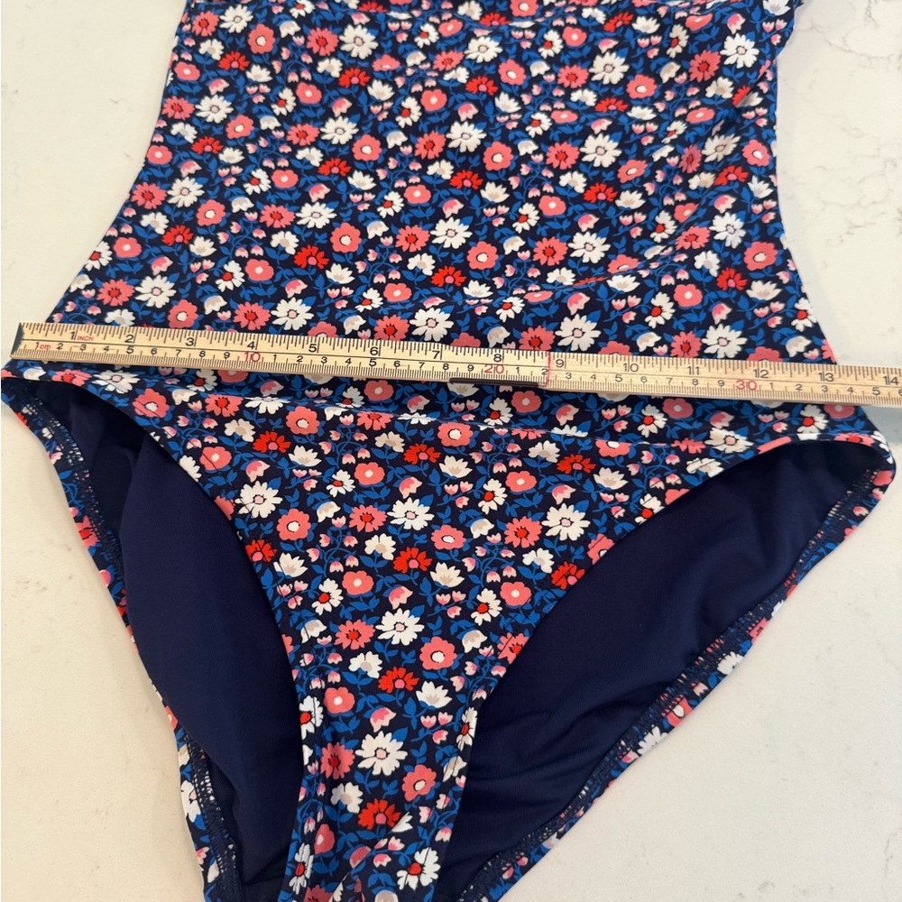KATE SPADE NEW YORK Ruffle One Piece Off Shoulder Swimsuit Women’s size Small - Picture 7 of 9